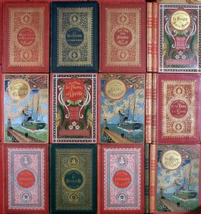 Diverses couvertures des livres de Jules Verne publiés dans les éditions Hetzel. Collection de la bibliothèque Jules Verne. Paris - Unknown artist