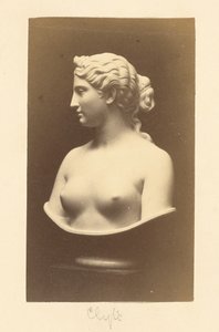 [Buste de Clytie par Hiram Powers]