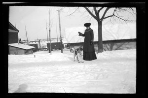 Blenda Simberg et Sarto dans le port de Vyborg