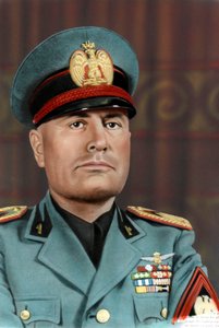 Benito Mussolini, en 1940 (photo) - Unknown photographer