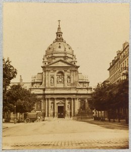 Façade de la chapelle de la Sorbonne, Paris, vers 1875-1925 (photo n/b)