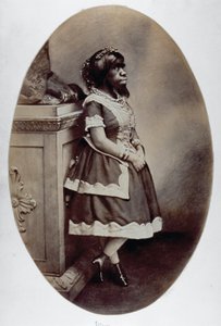 Portrait en pied du phénomène humain Giulia Pastrana - Unknown photographer