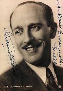 Portrait avec dédicace et autographe du chanteur italien Giovanni Vallarino; carte postale