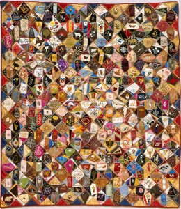 Patchwork fou (soie, coton, laine, lin, assemblé, brodé) - Victoriene Parsons Mitchell