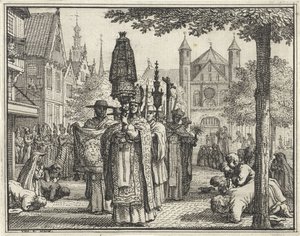 Procession avec une statue dans une rue