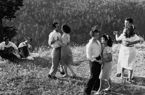 Danse dans la pelouse - Vincenzo Balocchi