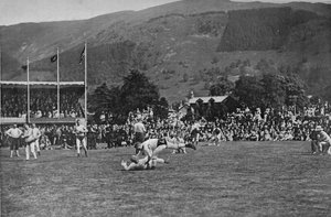Hexham Clarke abattant son adversaire, vers 1902, 1903