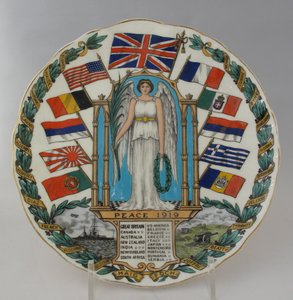 Assiette de la Victoire Paix 1919 - W. H. Goss