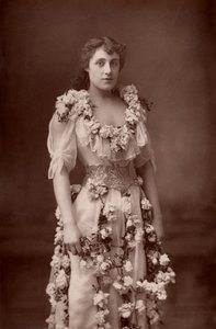 Julia Neilson (1868-1957) actrice anglaise - W. and D. (after) Downey