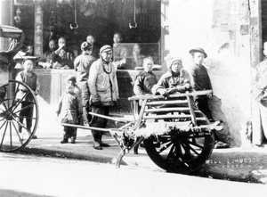 Une brouette, Chine, vers 1905-7 (photo en noir et blanc)