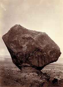 Rocher perché, Rocker Creek, Arizona
