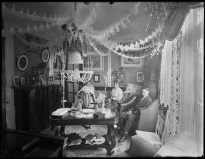 Intérieur de la résidence de M. et Mme William Mill Butler, décorée pour Noël, 4 janvier 1917