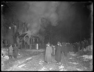 Incendie de Prescott Cottage la nuit, Inwood Hill, 1914 - William Davis Hassler