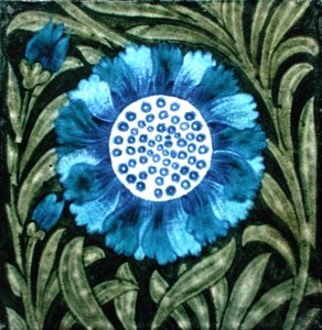 Carreau avec motif floral de style persan