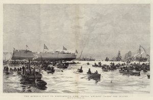 La visite de la reine à Portsmouth, le HMS Royal Arthur prend l