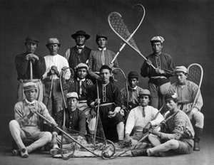 Équipe de crosse indienne canadienne, photographiée par William Notman (1826-1891)