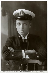 Le Prince de Galles en uniforme naval, vers 1910