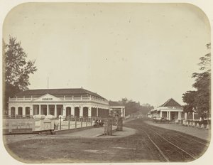 Société Harmonie et le magasin Oger Frères à Batavia