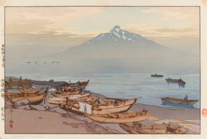 Eaux calmes de la mer du Nord : le mont Rishiri