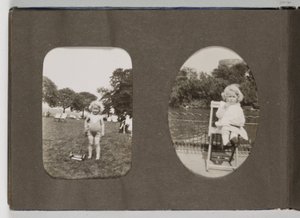 Album photo de famille du 20ème siècle - Frederick (attr. to) Barnard