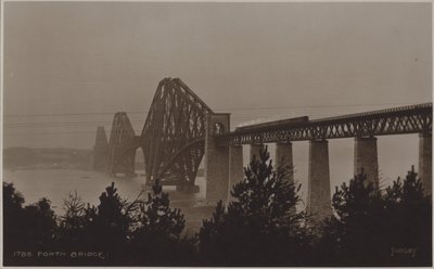 Pont de Forth (photo n/b) - (after) English photographer