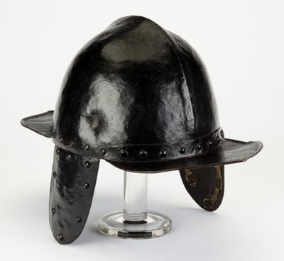 Casque de sapeur - (attr.to) Swiss School