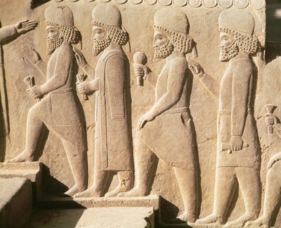 Relief représentant des gardes médians des escaliers de la salle Triplyon, période achéménide, VIe-Ve siècle av. J.-C. - Achaemenid