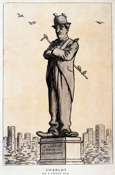Charlot en statue avec inscription sur le socle : « À Charlot, l