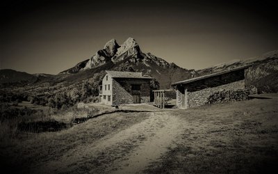chemin de montagne - Alex Caminker