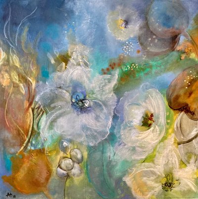 Fleurs blanches éthérées - Alexandra Higgins