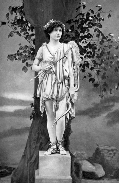 Unity Moore 1894-1981, actrice irlandaise, 1911-1912 - Alfred Ellis and Walery