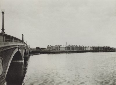 Université de Harvard : Pont John W Weeks et École supérieure d
