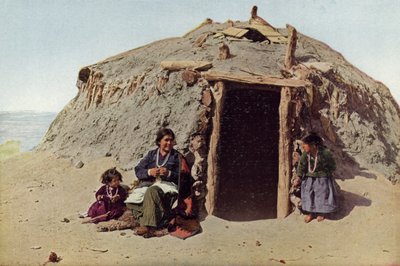 Elle de Ganado, bâtiment indien, Albuquerque, tisserande la plus célèbre parmi les Navajos - American Photographer