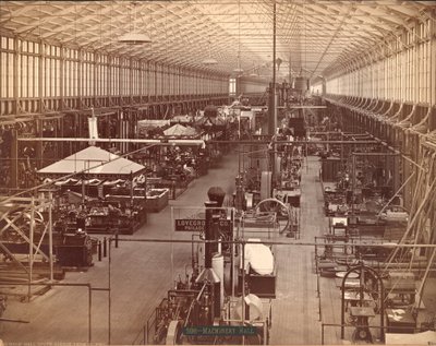 Machinery Hall, South Avenue, Exposition internationale du centenaire de Philadelphie, 1876 - American Photographer