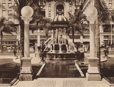 San Diego : Fontaine électrique dans le parc Plaza, face à l