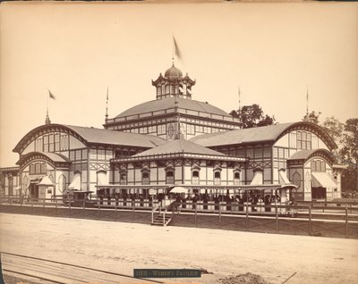 Le Pavillon des Femmes, Exposition Internationale du Centenaire, Philadelphie, 1876 (photo albuminée) - American Photographer