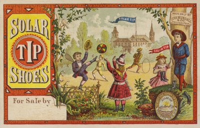 Enfants jouant à des jeux dans le parc - American School