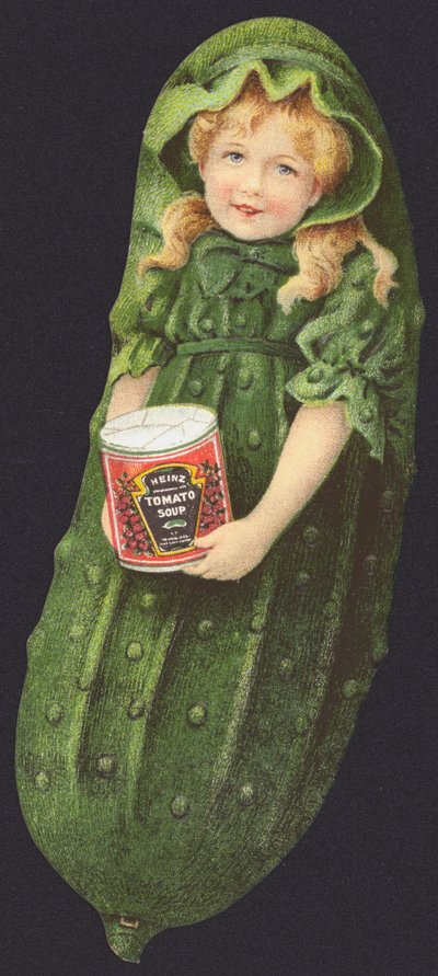 Fille, déguisée en concombre, tenant une boîte de soupe tomate Heinz - American School