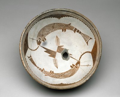 Bol Mogollon avec deux poissons crochus, style II - American School