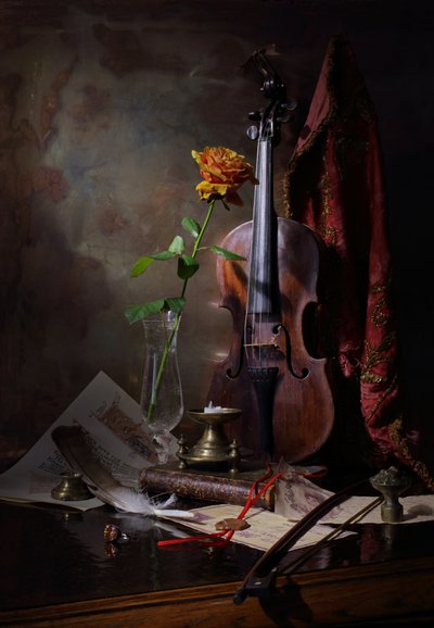 Violon vintage et rose - Andrey Morozov