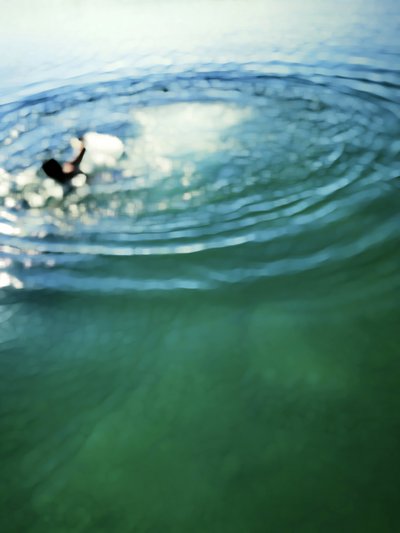 Surfeur sous la surface - Angelo Cerantola