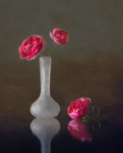 Reflet dans un vase à roses - Anna Wan