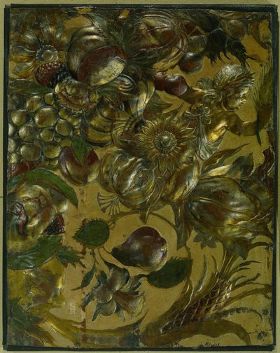 Fragment de cuir doré avec ornement en relief de rinceaux, fleurs, fruits et un putto - Anonymous