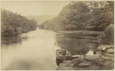 Paysage fluvial en Angleterre, avec un homme en barque au premier plan - Anonymous