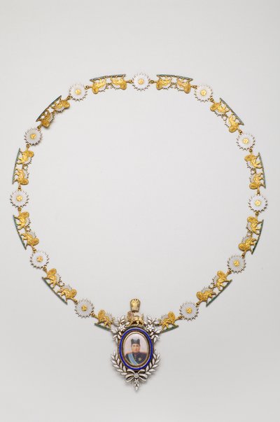 Iran - Décoration Impériale du Portrait : Collier avec le portrait d