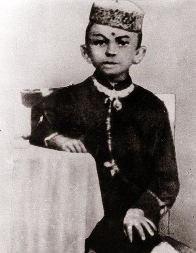 Portrait du leader politique Mohandas Karamchand Gandhi (1869-1948) enfant - Photographie vers 1875 - Anonymous Anonymous
