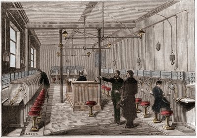 Centrale téléphonique construite selon le système de télécommunication Edison Gower-Bell - première centrale téléphonique à Paris en 1879 - système par l