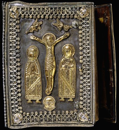 Reliure en argent doré, représentant la crucifixion du Christ, avec la Sainte Mère de Dieu et Sainte Marie de chaque côté - Armenian School