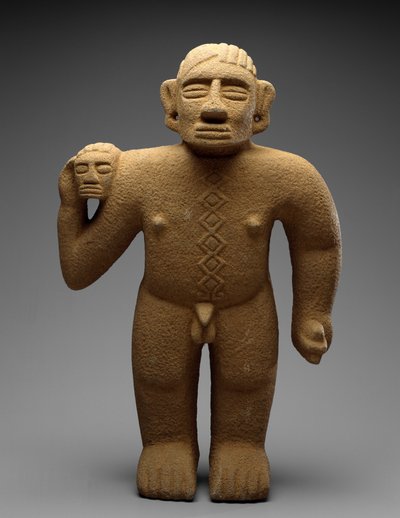 Guerrier debout avec tête de trophée - Atlantic Watershed Culture Atlantic Watershed Culture