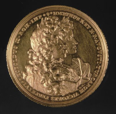 Médaillon portant les portraits des empereurs romains Léopold I (1640-1705) et Joseph I (1678-1711) par Philipp Heinrich, 1692 (or) - Austrian School